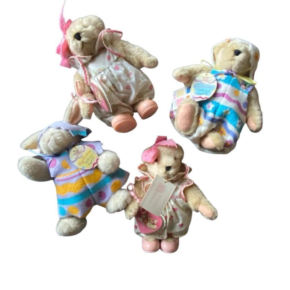 Vintage Muffy Vanderbear Egg Painting Plush Valentines Hoppy VanderHare Spring